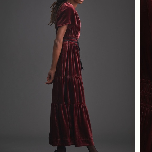 Anthropologie Dresses & Skirts - Anthropologie somerset velvet maxi dress